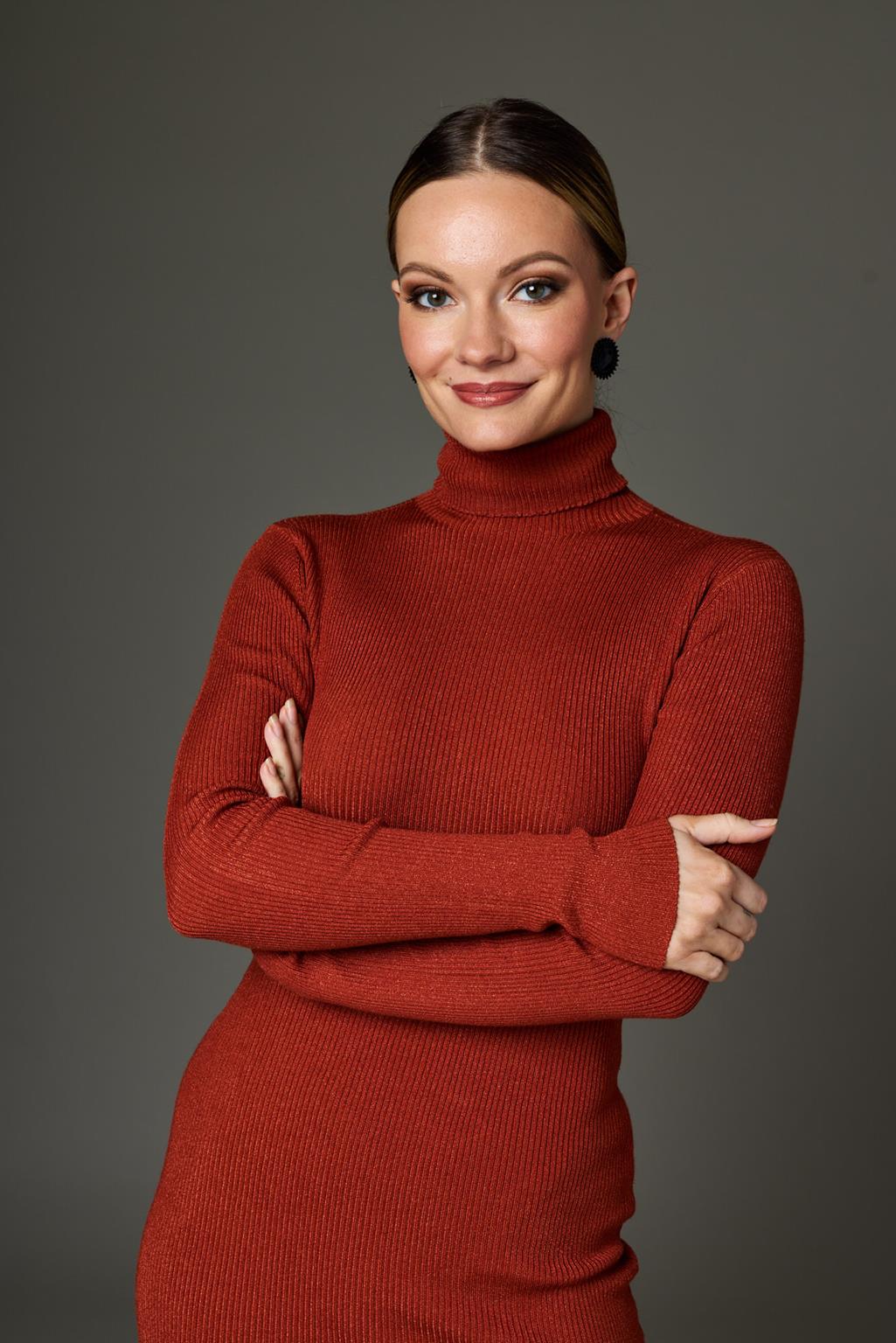 Caitlin O’Connor (Anastasiya)