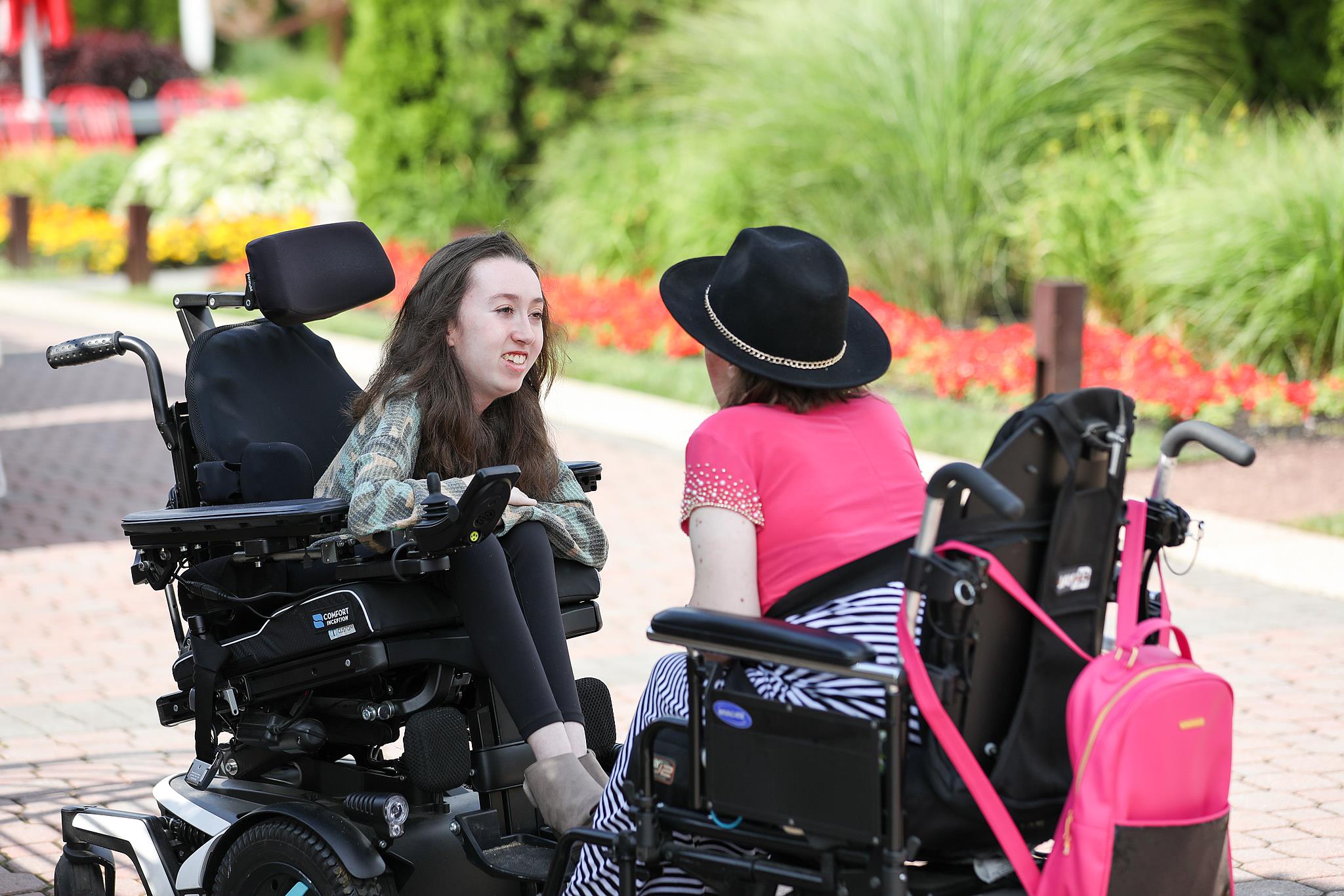 Kelly Berger and Avery Roberts (Maddie Graves Photography)