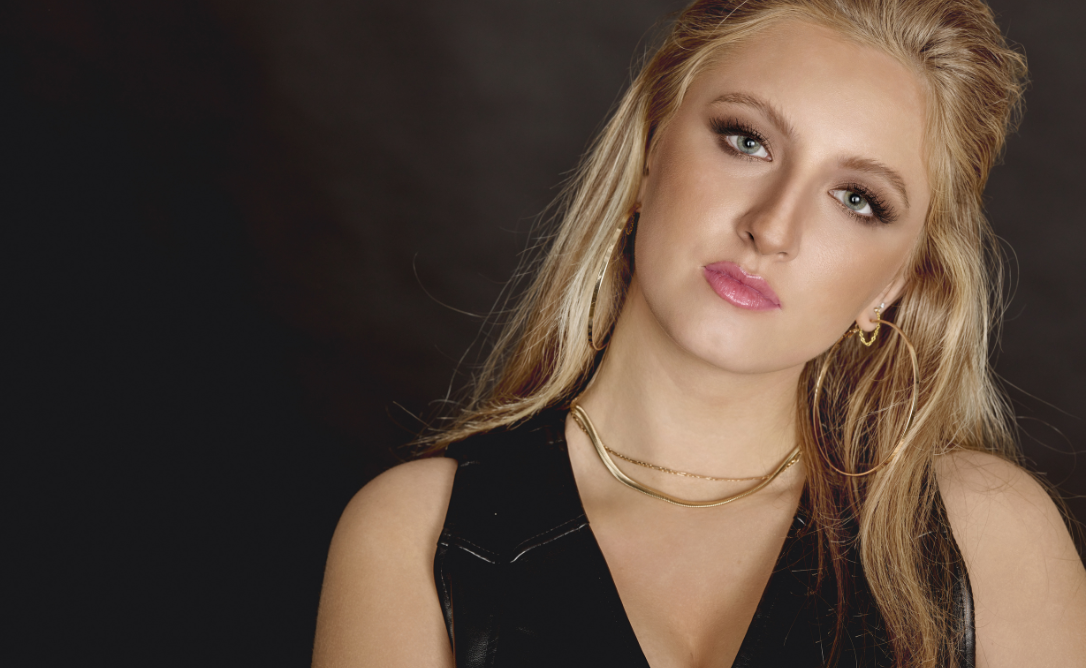 Sabine Sauvage (Keith Thomas)