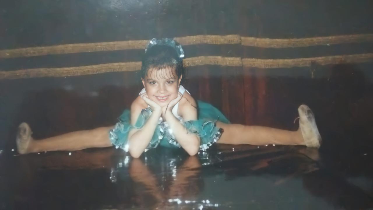Mariana Oliveira in one of her first performances