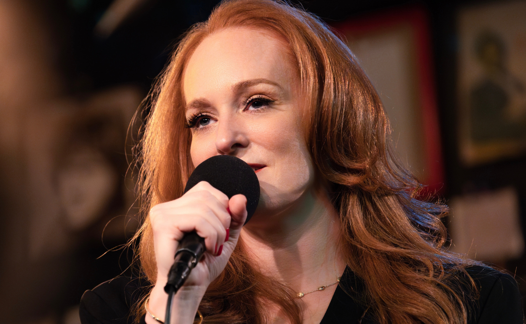 Antonia Bennett (Craig Crochrane)