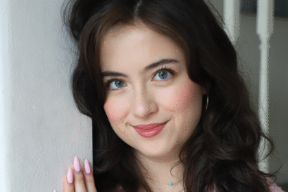 Natalia Polo (Lauren Davidi)