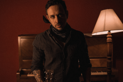 IVor (Kelly Schnaidman)