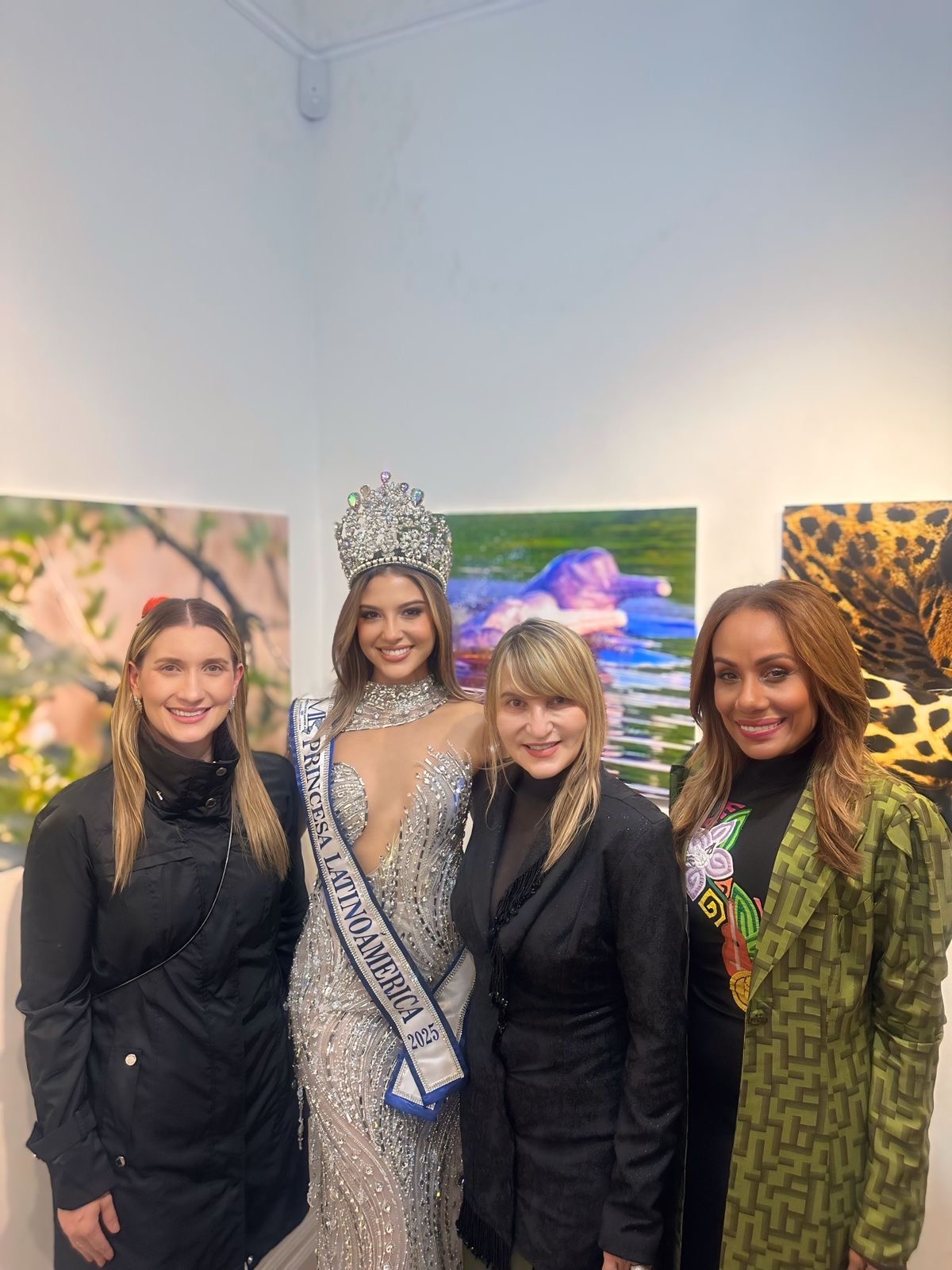 Maísa Gouveia and Natália Gouveia Present the “Watercolor of Styles” Collection at Global Couture U.S. in Washington Maísa Gouveia and Natália Gouveia Present the “Watercolor of Styles” Collection at Global Couture U.S. in Washington