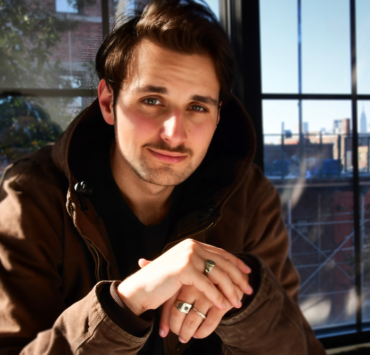 Max Bartos (Shervin Laines)