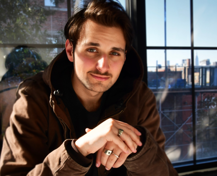 Max Bartos (Shervin Laines)