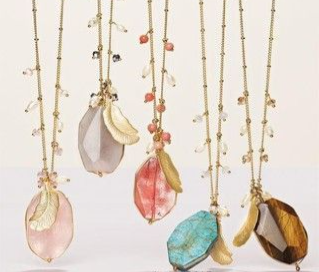 Eneida França Semi Jewelry: Brazilian design with an international market presence