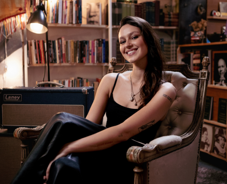 Flora Cruz