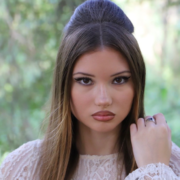 Sophia Lima (Liza Anderson)
