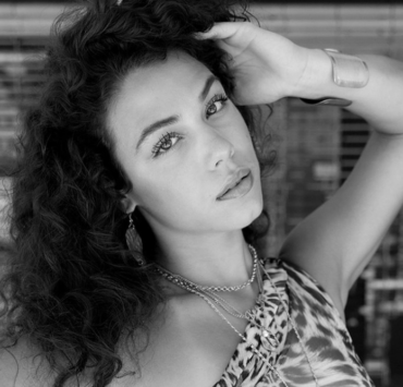 Bella Valdes (@iurmanmedia - Annabella Iurman - Stylist and Creative Director @isabellaanta - Isabella Anta)