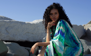 Kristina Menissov (Photographer Valeria Solar - Kimono Anna Gupta Resort)
