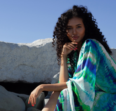 Kristina Menissov (Photographer Valeria Solar - Kimono Anna Gupta Resort)
