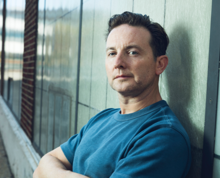 Elliot Latner (Kevin Scanlon)